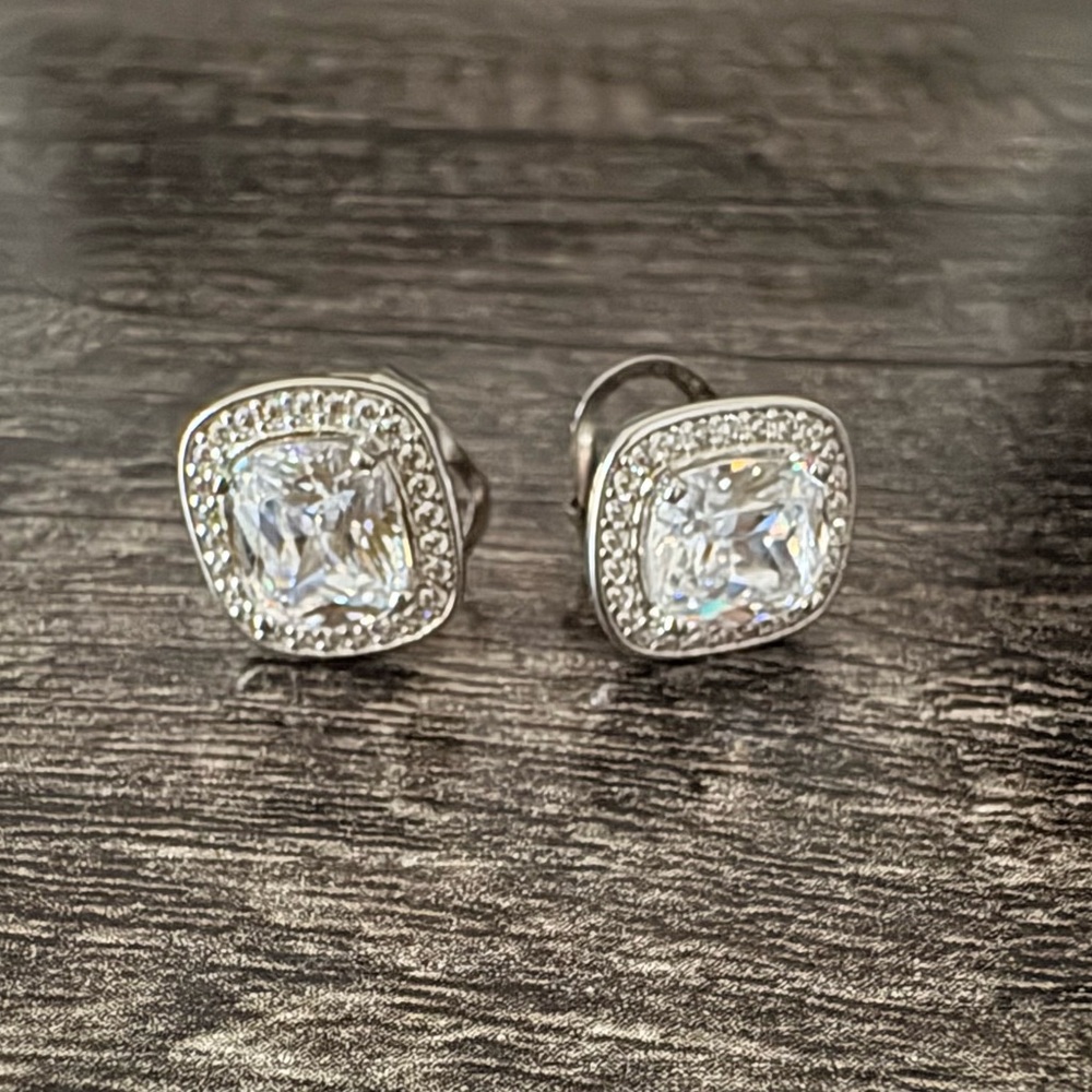Judith Ripka Earrings - Picture 3 of 5